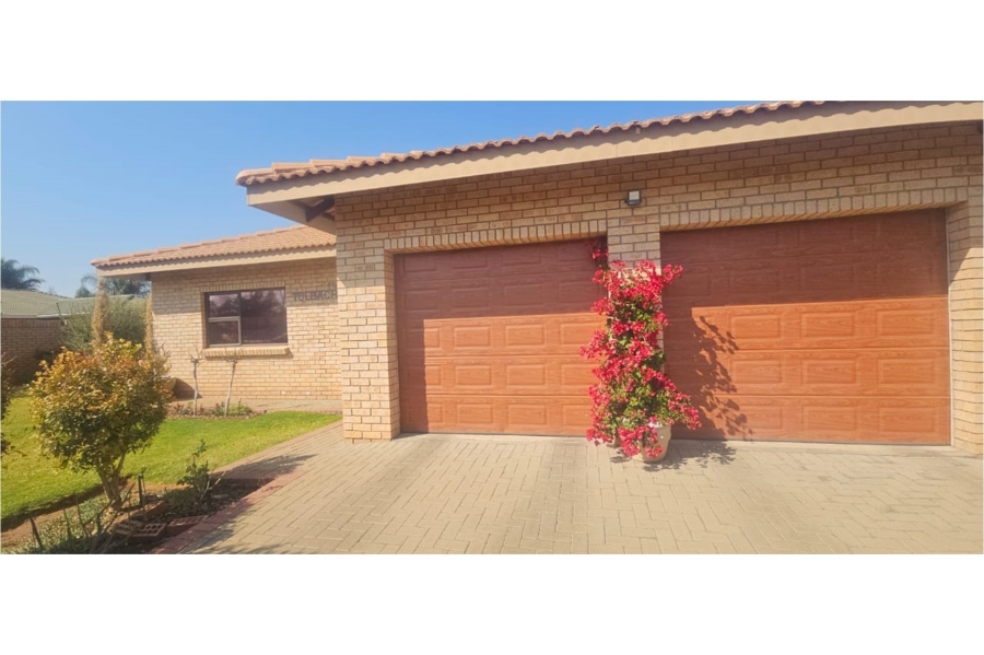 3 Bedroom Property for Sale in Hillcrest Northern Cape